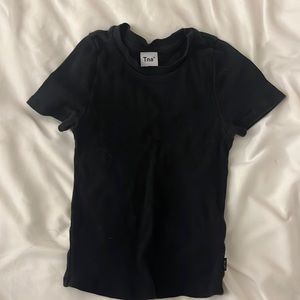 aritzia tna